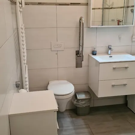 Apartment Ferienwohnung Fallersleben In Weimar - Unmittelbare Zentrumsmnahe - A46771