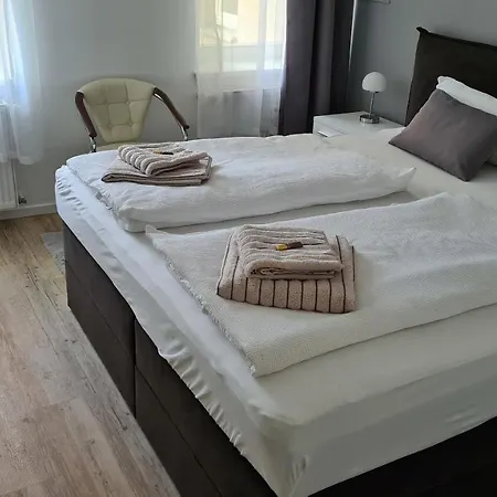 Ferienwohnung Fallersleben In Weimar - Unmittelbare Zentrumsmnahe - A46771 Apartment *